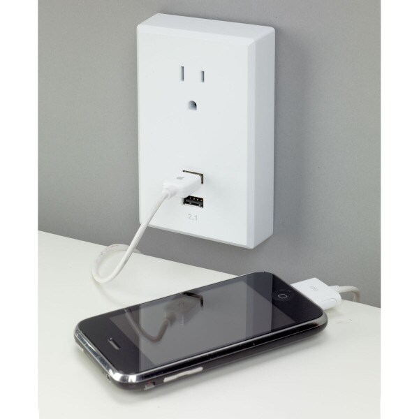 Main product image for RCA WP2UWR Dual USB + Single Power Outlet Wall Adapt 125-473